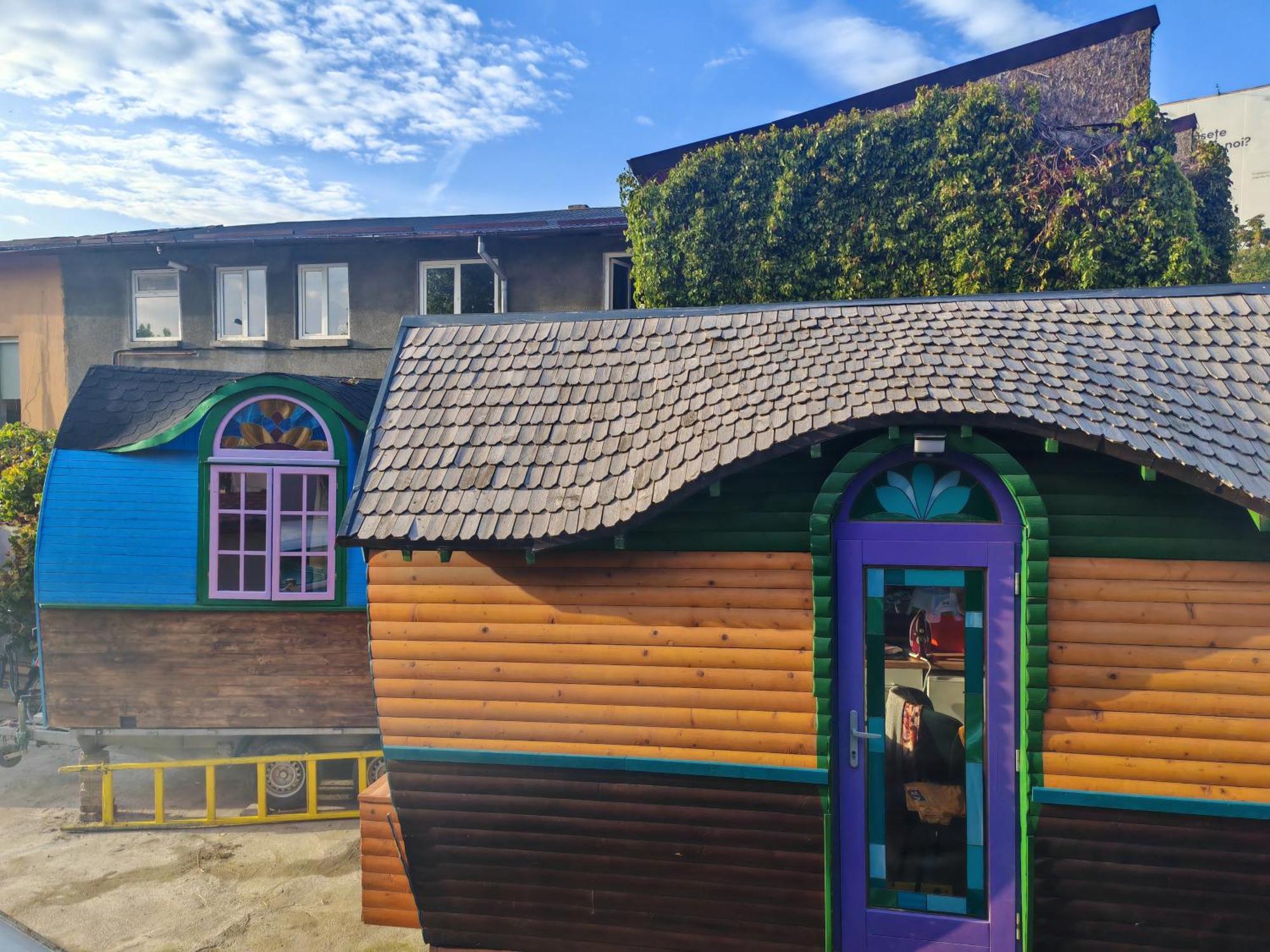 Downtown Tiny Houses Near Cismigiu Gardens Bucharest Luaran gambar